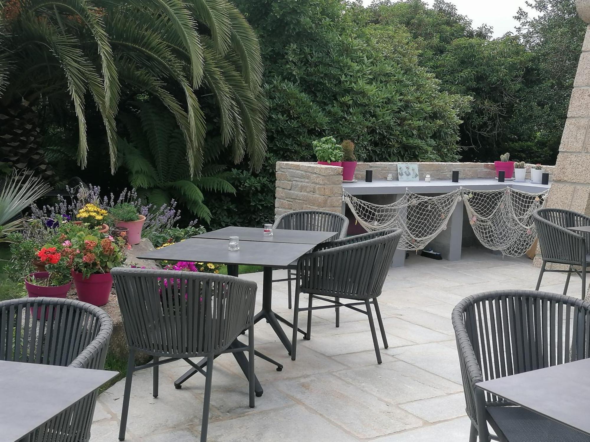 Villa Des Fleurs D'Ajoncs Concarneau Exterior photo